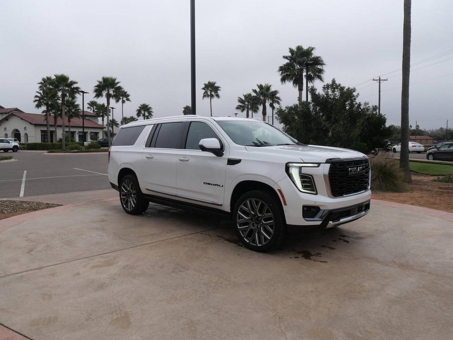 GMC YUKON XL 2025 1GKS2KRL4SR117806 image